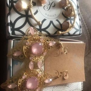 Plunder bracelet and earrings
